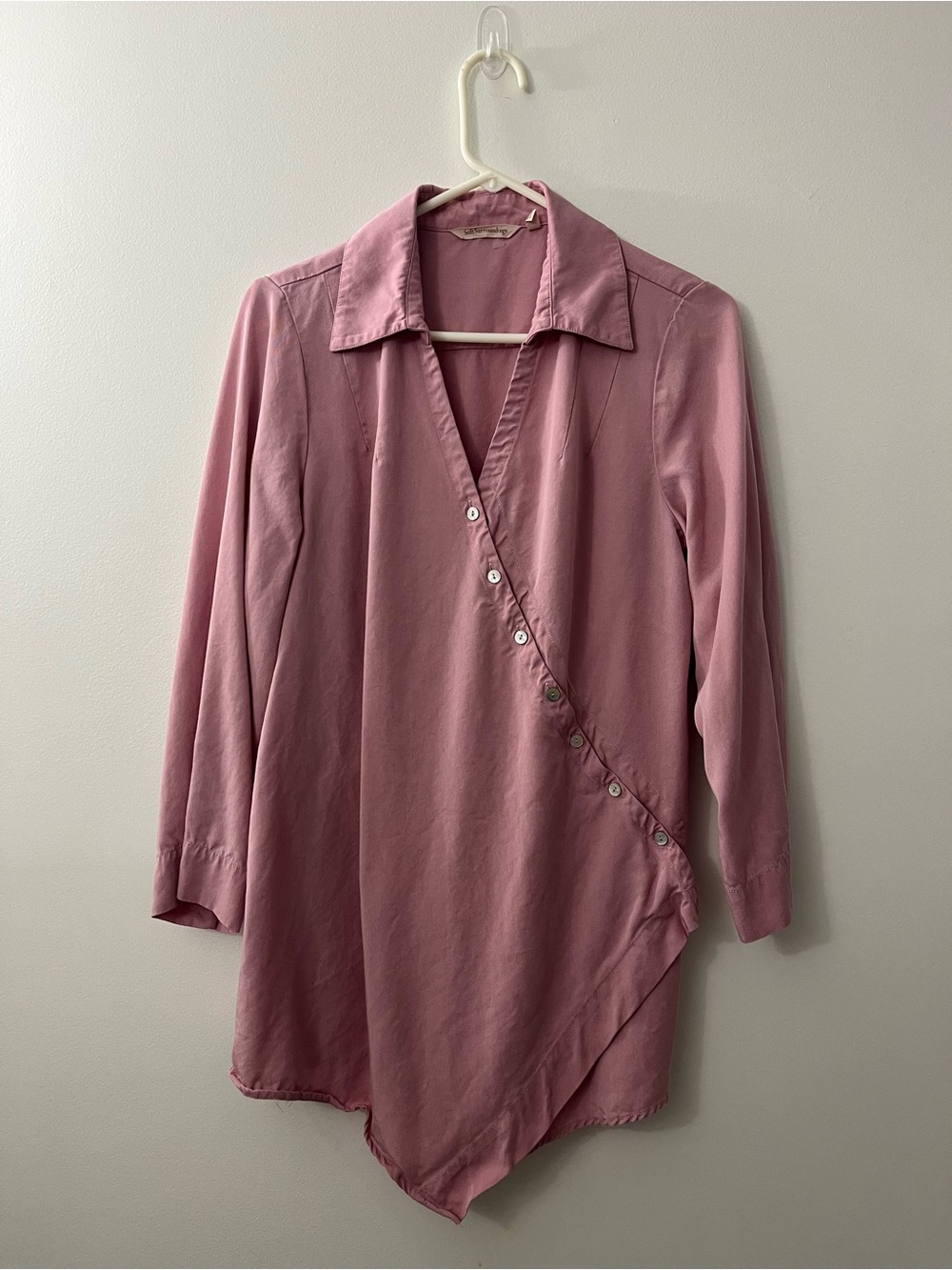 Soft surroundings size medium Pink Asymmetric Button Front Blouse